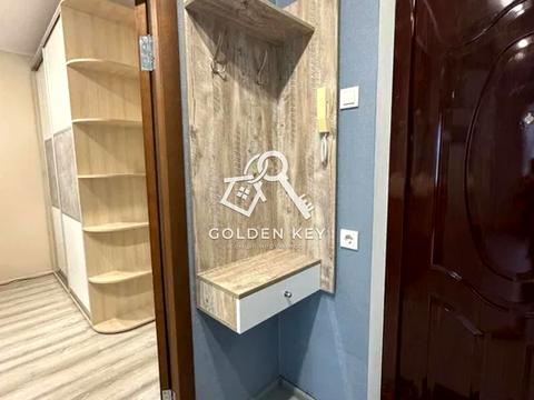 квартира по адресу Горняцкий микрорайон  (5-й микрорайон), 9