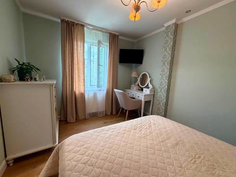 будинок за адресою Віталія Постолакі пл.