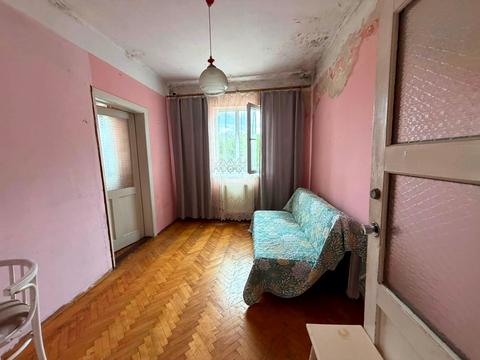 будинок за адресою Віталія Постолакі пл.