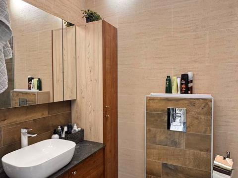 квартира за адресою Перлинна вул., 1б