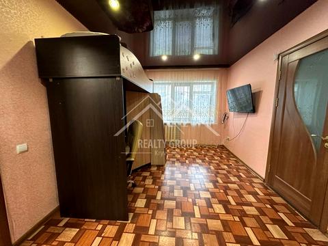 1863084158061084