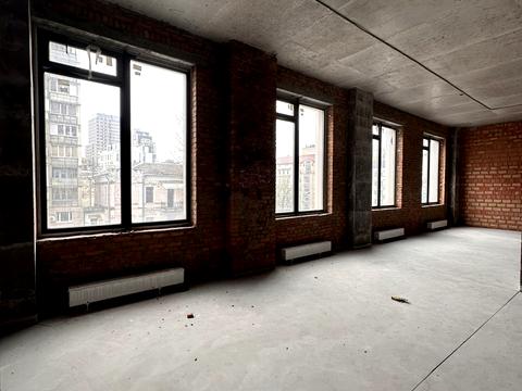 комерційна за адресою Володимирська вул., 86-А