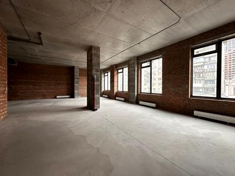 комерційна за адресою Володимирська вул., 86-А