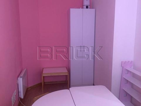 комерційна за адресою Анни Ахматової вул., 13-Д