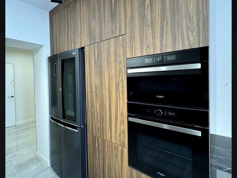 квартира за адресою Олександра Довженка вул., 21а