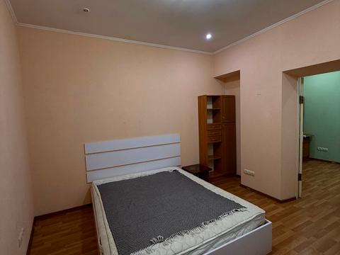 квартира за адресою Личаківська вул. (), 6