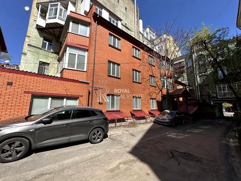 коммерческая по адресу Большая Васильковская ул. (Красноармейская), 28