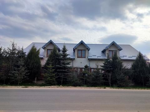 коммерческая по адресу Коновальця, 2А