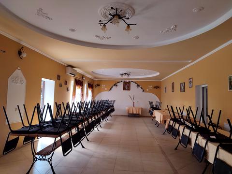 коммерческая по адресу Коновальця, 2А