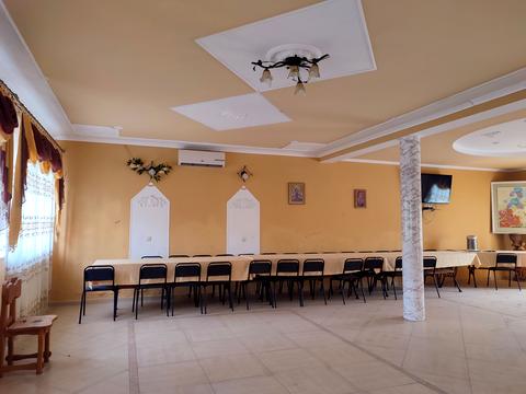 коммерческая по адресу Коновальця, 2А