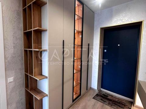 квартира за адресою Причальна вул., 12