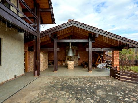 будинок за адресою Джерельна