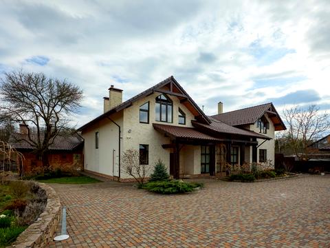 будинок за адресою Джерельна