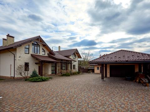 будинок за адресою Джерельна