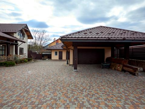 будинок за адресою Джерельна