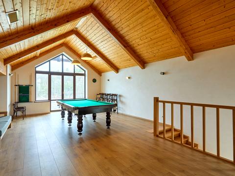 будинок за адресою Джерельна