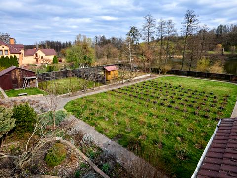 будинок за адресою Джерельна