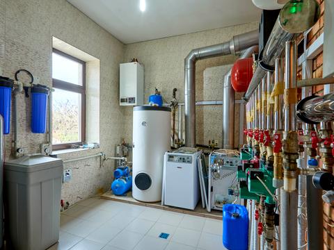 будинок за адресою Джерельна