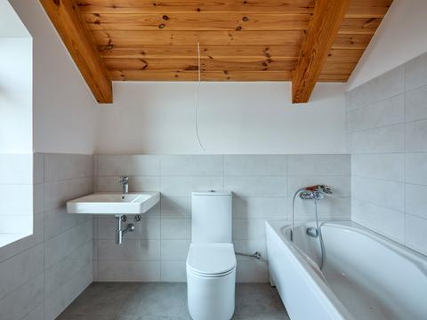 будинок за адресою Джерельна