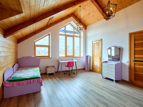 будинок за адресою Джерельна