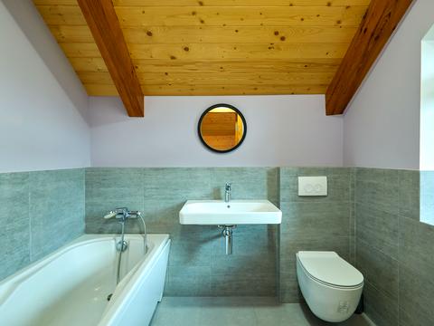 будинок за адресою Джерельна