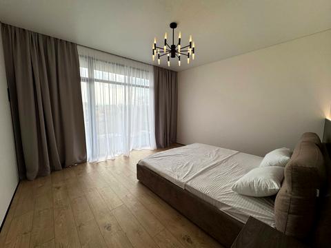 будинок за адресою 10-та Ентузіастів, 1