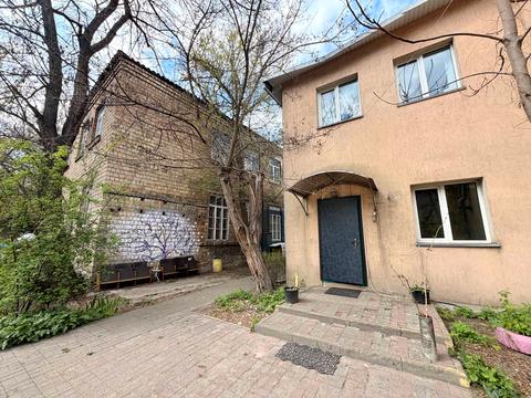 комерційна за адресою Глибочицька вул., 73