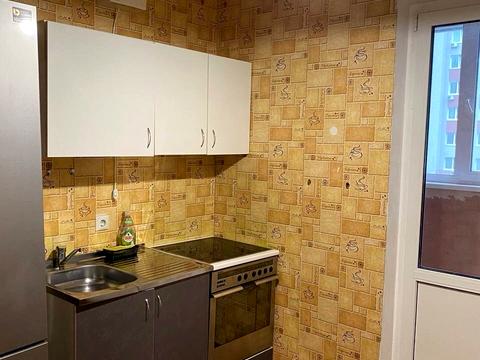 квартира за адресою Софії Русової вул., 1