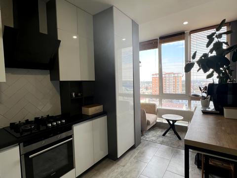 квартира за адресою Соборна вул., 118/19