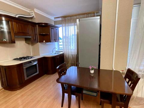 квартира за адресою Паркова вул., 75