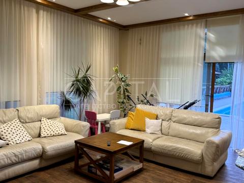 будинок за адресою вул. Озерна