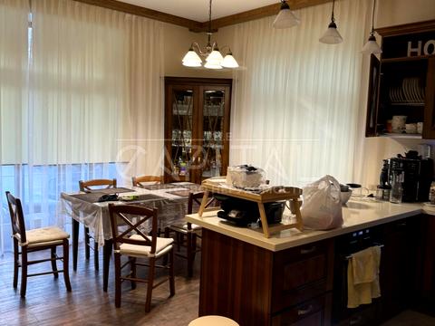 будинок за адресою вул. Озерна