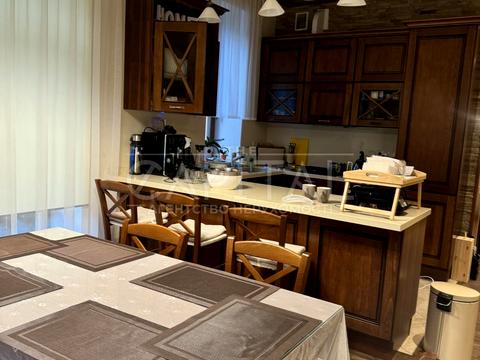 будинок за адресою вул. Озерна