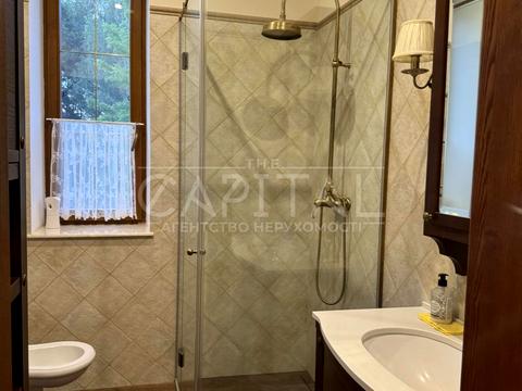 будинок за адресою вул. Озерна