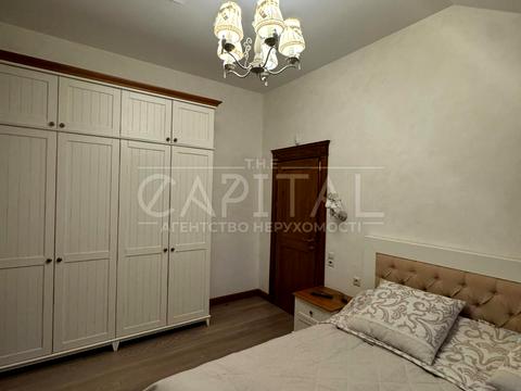 будинок за адресою вул. Озерна