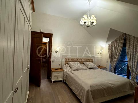 будинок за адресою вул. Озерна