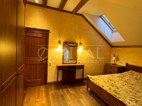 будинок за адресою вул. Озерна