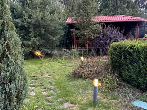 будинок за адресою вул. Озерна