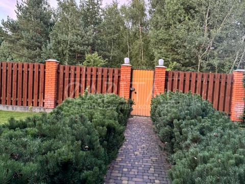 будинок за адресою вул. Озерна