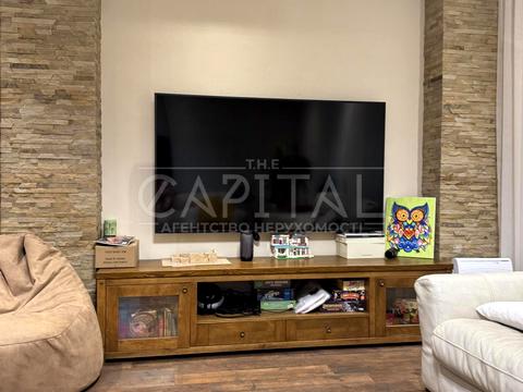 будинок за адресою вул. Озерна