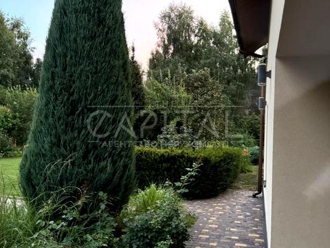 будинок за адресою вул. Озерна