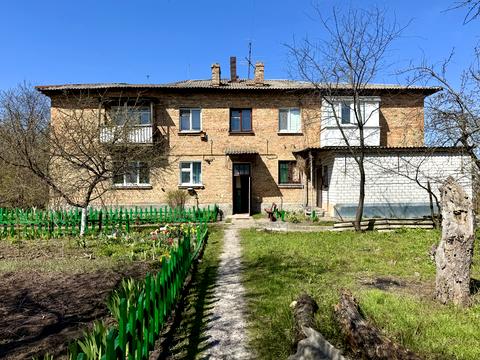 квартира за адресою Центральна вул., 1