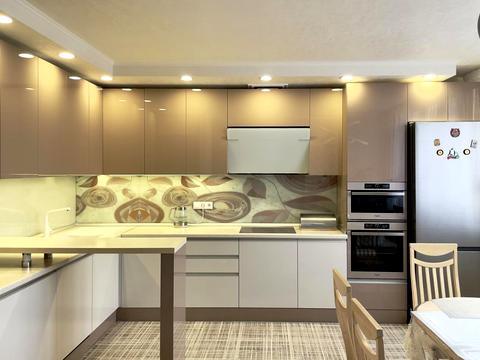 квартира по адресу Бориса Гмыри ул., 4