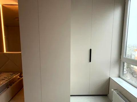 квартира за адресою Домбровського вул., 3Д