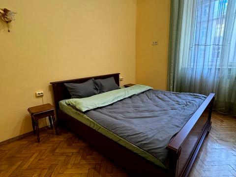 квартира за адресою Листопадового Чину вул. (), 4