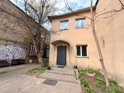 коммерческая по адресу Глубочицкая ул., 73