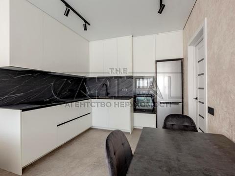 квартира за адресою Дніпровська набережна вул., 18-Б