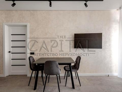 квартира за адресою Дніпровська набережна вул., 18-Б