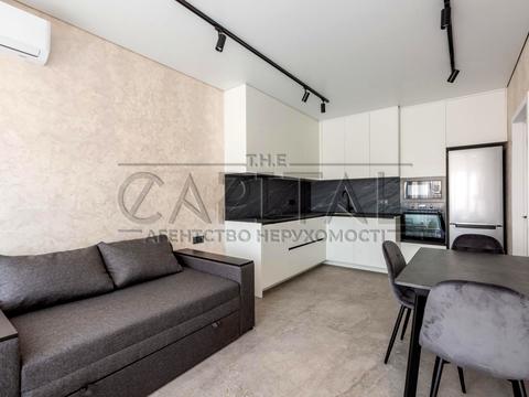 квартира за адресою Дніпровська набережна вул., 18-Б