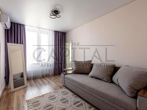 квартира за адресою Дніпровська набережна вул., 18-Б